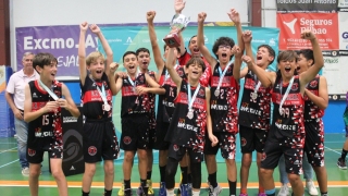 El equipo Mini 2011 consigue la tercera plazas de la Categoría Minibasket 22/23